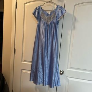 Oscar da la Renta Nightgown